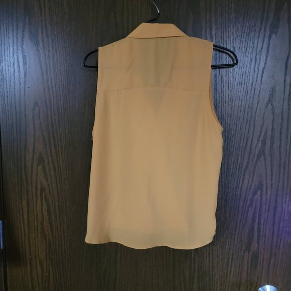 Active USA Mustard Yellow V Neck Blouse Size Small - Picture 11 of 14